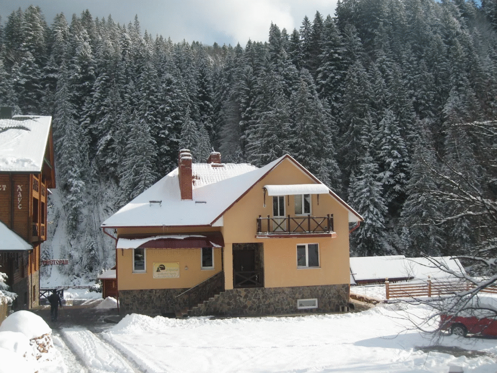 Садиба «У братів»