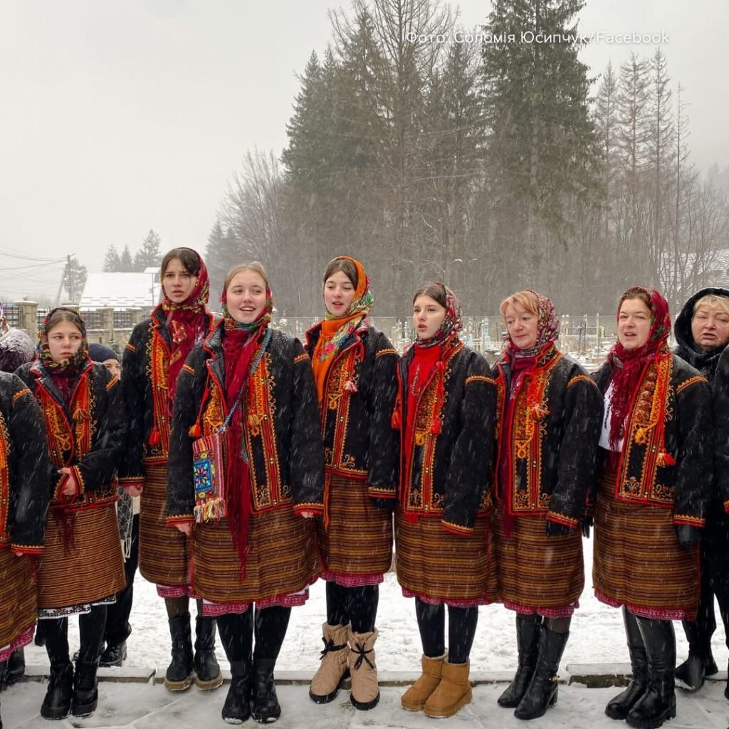 Велика різдвяна коляда у Ворохті й Татарові